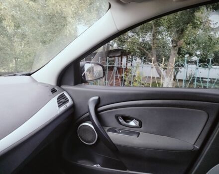 Сірий Рено Меган, об'ємом двигуна 0 л та пробігом 280 тис. км за 6300 $, фото 2 на Automoto.ua