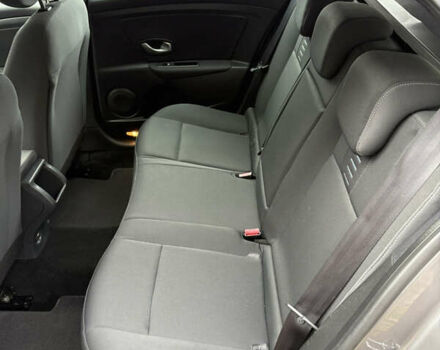 Сірий Рено Меган, об'ємом двигуна 1.6 л та пробігом 227 тис. км за 7500 $, фото 35 на Automoto.ua