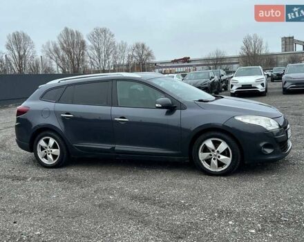 Серый Рено Меган, объемом двигателя 1.5 л и пробегом 269 тыс. км за 6000 $, фото 2 на Automoto.ua