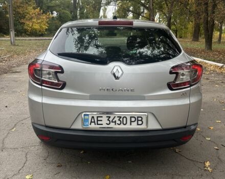 Серый Рено Меган, объемом двигателя 1.5 л и пробегом 270 тыс. км за 5700 $, фото 3 на Automoto.ua