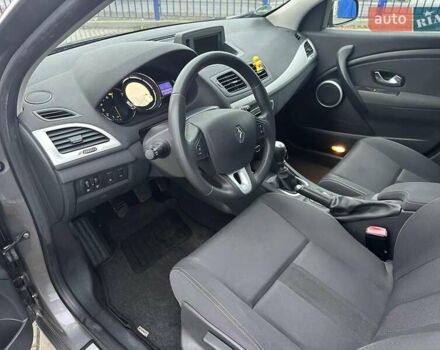 Серый Рено Меган, объемом двигателя 1.6 л и пробегом 134 тыс. км за 6999 $, фото 11 на Automoto.ua