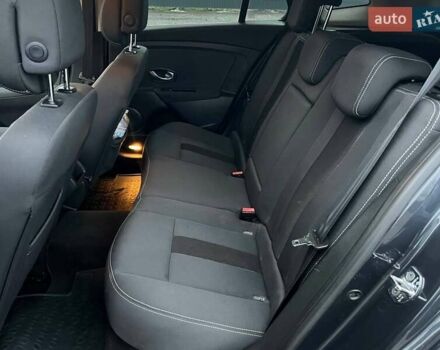 Серый Рено Меган, объемом двигателя 1.5 л и пробегом 269 тыс. км за 6000 $, фото 13 на Automoto.ua