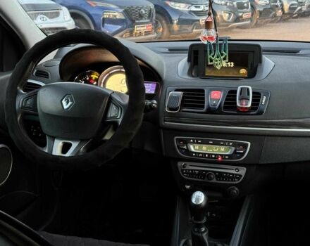 Серый Рено Меган, объемом двигателя 1.9 л и пробегом 297 тыс. км за 6690 $, фото 23 на Automoto.ua