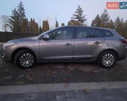 Серый Рено Меган, объемом двигателя 1.46 л и пробегом 274 тыс. км за 7100 $, фото 3 на Automoto.ua