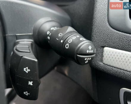 Серый Рено Меган, объемом двигателя 1.6 л и пробегом 182 тыс. км за 7800 $, фото 49 на Automoto.ua