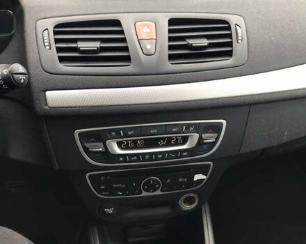 Сірий Рено Меган, об'ємом двигуна 1.46 л та пробігом 251 тис. км за 7300 $, фото 14 на Automoto.ua