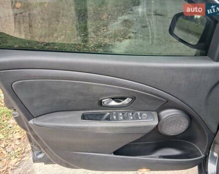 Сірий Рено Меган, об'ємом двигуна 1.46 л та пробігом 273 тис. км за 6500 $, фото 12 на Automoto.ua