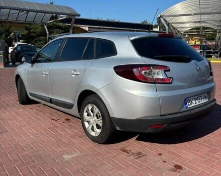 Серый Рено Меган, объемом двигателя 1.46 л и пробегом 330 тыс. км за 5300 $, фото 4 на Automoto.ua