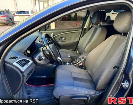 Серый Рено Меган, объемом двигателя 1.5 л и пробегом 223 тыс. км за 6999 $, фото 9 на Automoto.ua