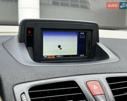 Серый Рено Меган, объемом двигателя 2 л и пробегом 260 тыс. км за 7800 $, фото 26 на Automoto.ua