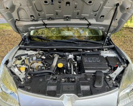 Серый Рено Меган, объемом двигателя 1.5 л и пробегом 280 тыс. км за 6800 $, фото 5 на Automoto.ua