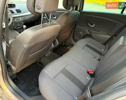 Серый Рено Меган, объемом двигателя 1.4 л и пробегом 193 тыс. км за 6700 $, фото 23 на Automoto.ua