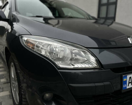 Серый Рено Меган, объемом двигателя 1.5 л и пробегом 215 тыс. км за 6800 $, фото 5 на Automoto.ua