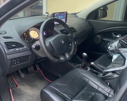 Серый Рено Меган, объемом двигателя 1.5 л и пробегом 310 тыс. км за 6000 $, фото 4 на Automoto.ua