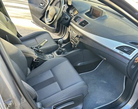 Сірий Рено Меган, об'ємом двигуна 1.5 л та пробігом 270 тис. км за 7750 $, фото 15 на Automoto.ua