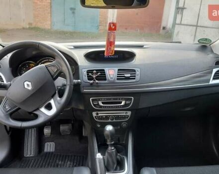 Серый Рено Меган, объемом двигателя 1.5 л и пробегом 223 тыс. км за 6900 $, фото 15 на Automoto.ua