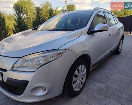 Серый Рено Меган, объемом двигателя 1.5 л и пробегом 238 тыс. км за 7000 $, фото 11 на Automoto.ua