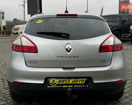 Серый Рено Меган, объемом двигателя 1.46 л и пробегом 260 тыс. км за 7200 $, фото 5 на Automoto.ua