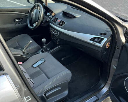 Сірий Рено Меган, об'ємом двигуна 1.5 л та пробігом 227 тис. км за 6650 $, фото 13 на Automoto.ua