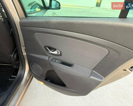 Серый Рено Меган, объемом двигателя 1.4 л и пробегом 193 тыс. км за 6700 $, фото 26 на Automoto.ua