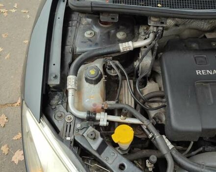 Серый Рено Меган, объемом двигателя 1.4 л и пробегом 250 тыс. км за 7500 $, фото 89 на Automoto.ua