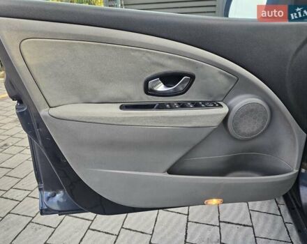 Серый Рено Меган, объемом двигателя 1.46 л и пробегом 257 тыс. км за 5150 $, фото 47 на Automoto.ua