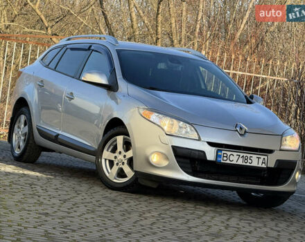 Серый Рено Меган, объемом двигателя 1.46 л и пробегом 180 тыс. км за 6750 $, фото 3 на Automoto.ua