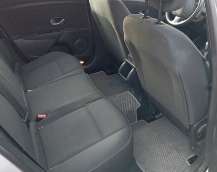 Серый Рено Меган, объемом двигателя 1.46 л и пробегом 278 тыс. км за 7100 $, фото 13 на Automoto.ua