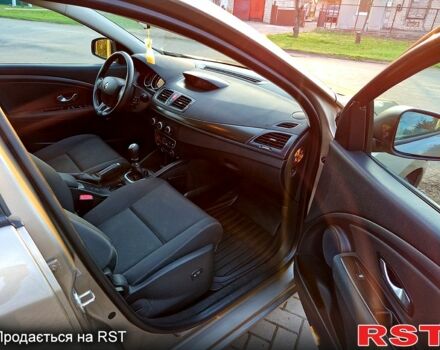 Серый Рено Меган, объемом двигателя 16 л и пробегом 250 тыс. км за 7700 $, фото 10 на Automoto.ua