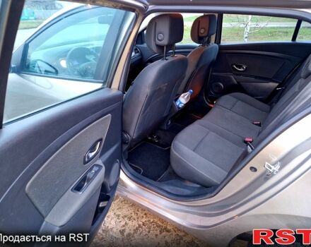 Серый Рено Меган, объемом двигателя 1.6 л и пробегом 238 тыс. км за 7350 $, фото 11 на Automoto.ua