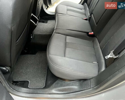 Серый Рено Меган, объемом двигателя 1.6 л и пробегом 182 тыс. км за 7800 $, фото 64 на Automoto.ua