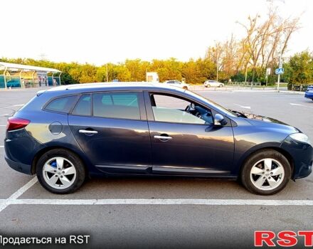 Серый Рено Меган, объемом двигателя 1.6 л и пробегом 314 тыс. км за 6700 $, фото 4 на Automoto.ua