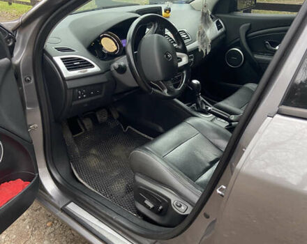 Серый Рено Меган, объемом двигателя 1.46 л и пробегом 293 тыс. км за 7800 $, фото 9 на Automoto.ua