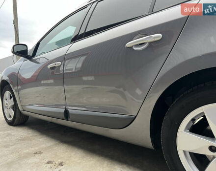 Серый Рено Меган, объемом двигателя 1.6 л и пробегом 182 тыс. км за 7800 $, фото 22 на Automoto.ua