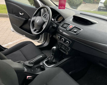 Серый Рено Меган, объемом двигателя 1.5 л и пробегом 265 тыс. км за 5499 $, фото 14 на Automoto.ua