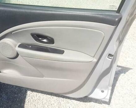 Серый Рено Меган, объемом двигателя 1.5 л и пробегом 350 тыс. км за 6500 $, фото 35 на Automoto.ua