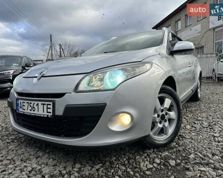 Сірий Рено Меган, об'ємом двигуна 1.5 л та пробігом 243 тис. км за 7300 $, фото 1 на Automoto.ua
