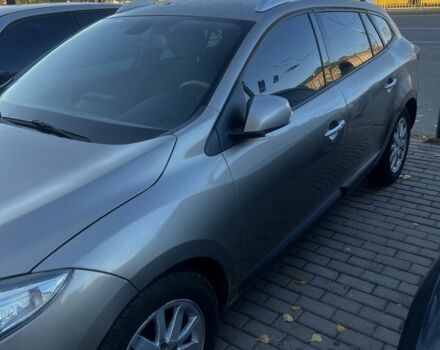 Серый Рено Меган, объемом двигателя 1.5 л и пробегом 209 тыс. км за 5599 $, фото 2 на Automoto.ua