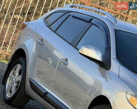 Серый Рено Меган, объемом двигателя 1.46 л и пробегом 180 тыс. км за 6750 $, фото 4 на Automoto.ua