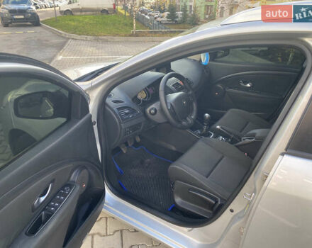 Серый Рено Меган, объемом двигателя 1.46 л и пробегом 320 тыс. км за 5999 $, фото 10 на Automoto.ua