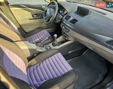 Серый Рено Меган, объемом двигателя 1.46 л и пробегом 257 тыс. км за 5150 $, фото 61 на Automoto.ua