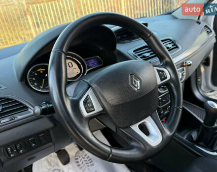 Серый Рено Меган, объемом двигателя 1.46 л и пробегом 180 тыс. км за 6750 $, фото 34 на Automoto.ua