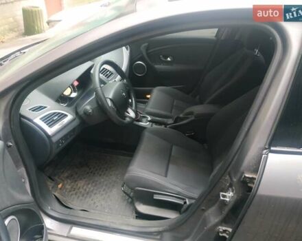 Серый Рено Меган, объемом двигателя 1.87 л и пробегом 312 тыс. км за 5800 $, фото 6 на Automoto.ua