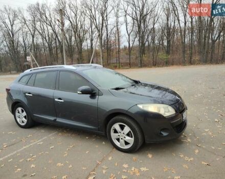 Серый Рено Меган, объемом двигателя 1.4 л и пробегом 250 тыс. км за 7500 $, фото 67 на Automoto.ua