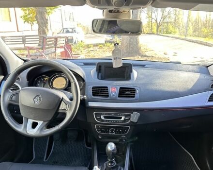 Сірий Рено Меган, об'ємом двигуна 1.5 л та пробігом 270 тис. км за 7750 $, фото 19 на Automoto.ua
