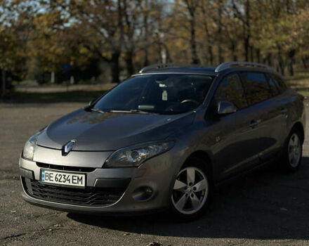 Серый Рено Меган, объемом двигателя 1.46 л и пробегом 270 тыс. км за 7750 $, фото 1 на Automoto.ua