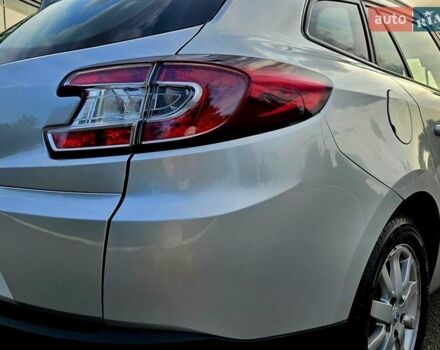 Серый Рено Меган, объемом двигателя 1.6 л и пробегом 195 тыс. км за 7850 $, фото 27 на Automoto.ua