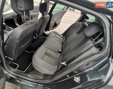 Серый Рено Меган, объемом двигателя 1.6 л и пробегом 220 тыс. км за 7300 $, фото 16 на Automoto.ua