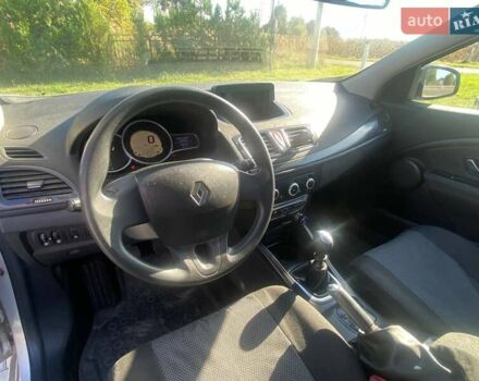 Рено Меган 2010 в Луцке на Automoto.ua Серый Рено Меган, объемом двигателя 1.46 л и пробегом 254 тыс. км за 7000 $, фото 11 на Automoto.ua