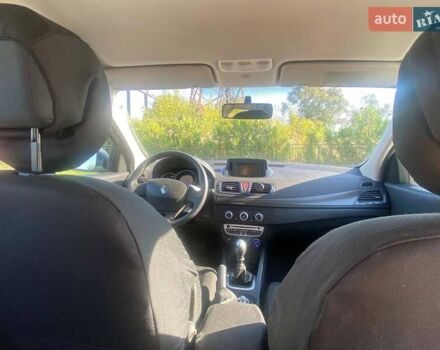 Рено Меган 2010 в Луцке на Automoto.ua Серый Рено Меган, объемом двигателя 1.46 л и пробегом 254 тыс. км за 7000 $, фото 18 на Automoto.ua